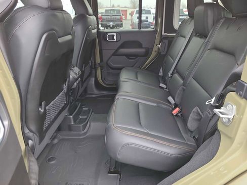 New 2026 Jeep Wrangler Unlimited Sahara AWD/4WD image 21