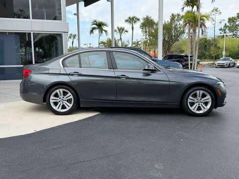 Used 2018 BMW 330i Sedan w/ Convenience Package image 7