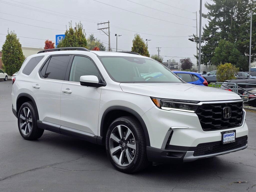 Certified 2024 Honda Pilot Elite image 9