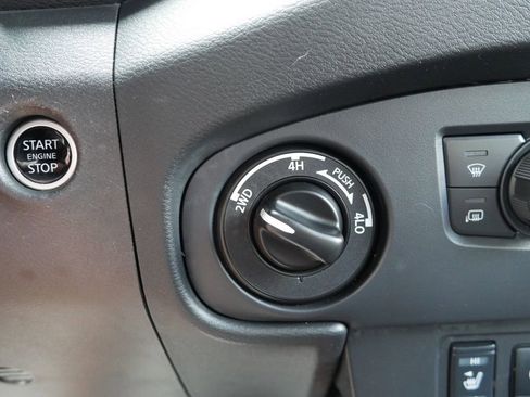 Used 2023 Nissan Frontier PRO-4X w/ Pro Convenience Package AWD/4WD image 20