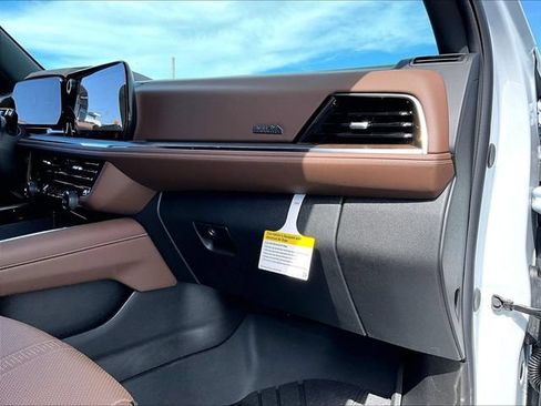 New 2026 Chevrolet Tahoe High Country AWD/4WD image 29