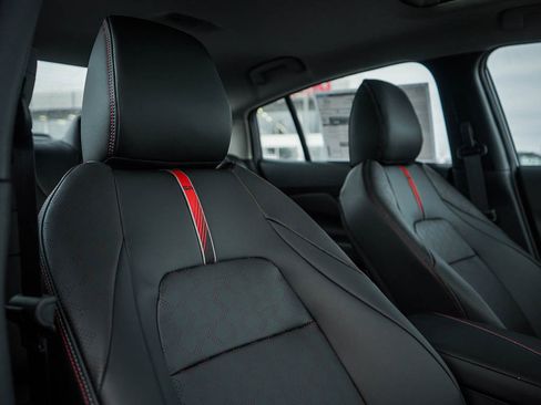 New 2026 Nissan Sentra SR w/ SR Premium Package image 10