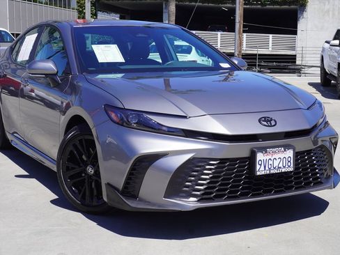 Used 2025 Toyota Camry SE w/ Multimedia Upgrade Package FWD image 2