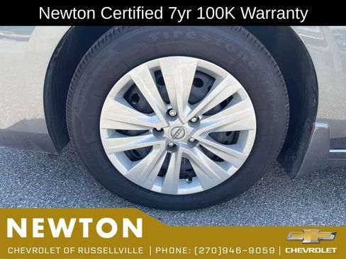 Used 2025 Nissan Sentra S FWD image 46