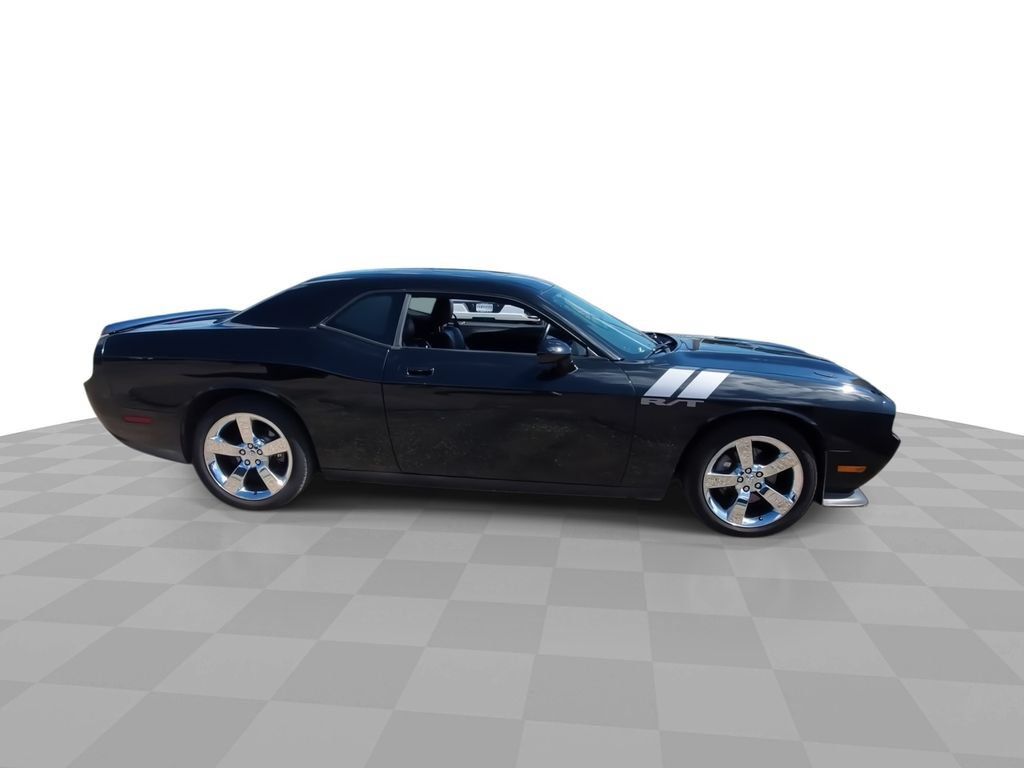 Used 2009 Dodge Challenger R/T RWD image 9