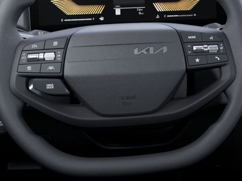 Used 2025 Kia K4 FWD image 22