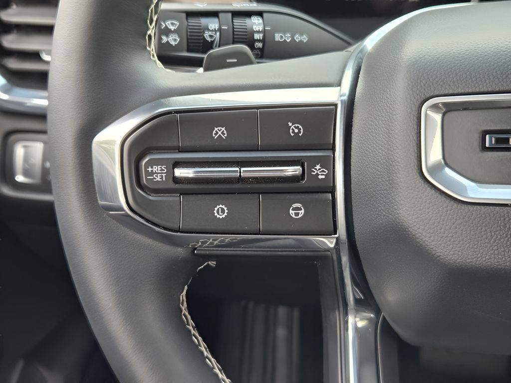 Used 2025 GMC Acadia Denali w/ Super Cruise Package AWD/4WD image 24