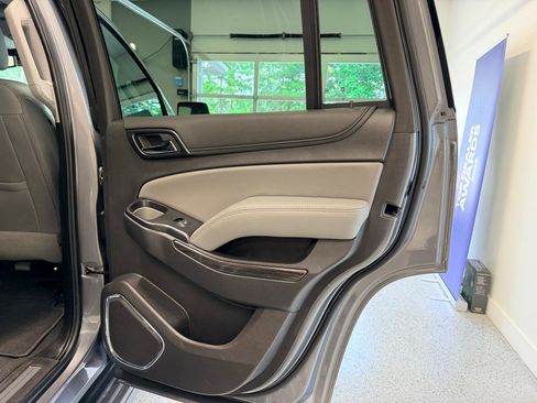 Used 2020 Chevrolet Tahoe LT RWD image 25