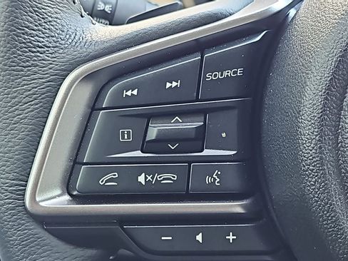 Certified 2025 Subaru Outback Limited image 22