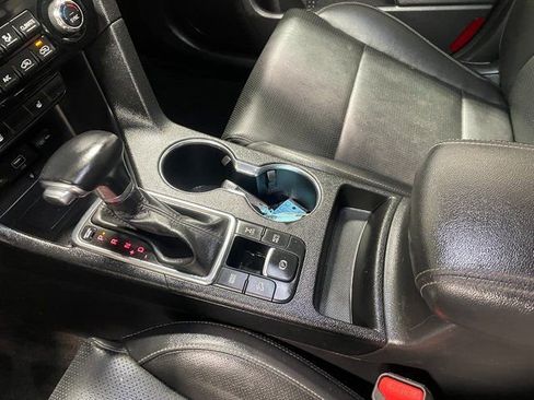 Used 2022 Kia Sportage Nightfall Edition w/ Nighfall AWD Premium Package image 17