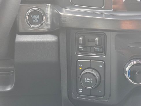 New 2025 Ford F350 Lariat w/ FX4 Off-Road Package image 14