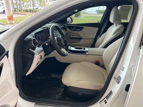 Used 2024 Mercedes-Benz C 300 Sedan image 5