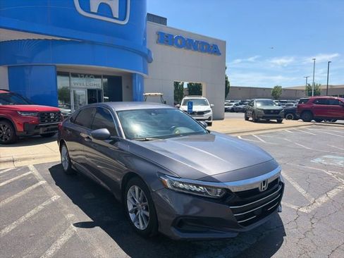 Used 2021 Honda Accord LX image 2