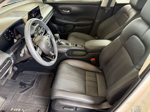 Used 2024 Honda HR-V EX-L image 5