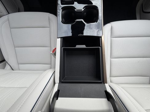 New 2026 Buick Enclave Avenir w/ Super Cruise Package FWD image 30