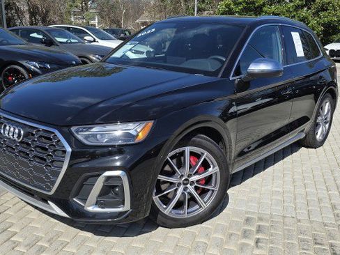 Used 2023 Audi SQ5 Premium Plus w/ Premium Plus Package image 1