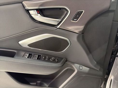 Certified 2025 Acura RDX SH-AWD image 11