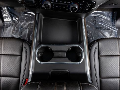 Used 2025 Chevrolet Silverado 2500 High Country w/ LPO, Dark Essentials Package image 28