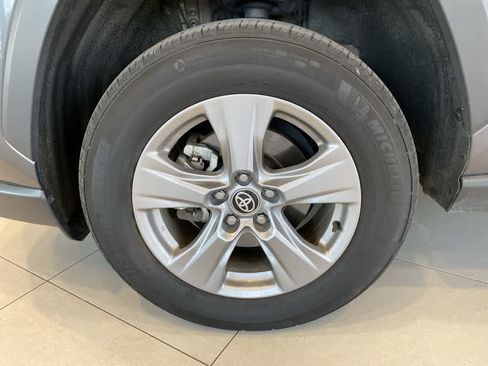 Used 2024 Toyota RAV4 XLE AWD/4WD image 13