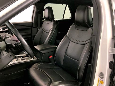 Used 2020 Ford Explorer ST w/ ST Street Pack image 23