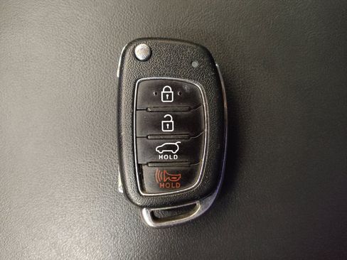 Used 2019 Hyundai Tucson SE AWD/4WD image 32