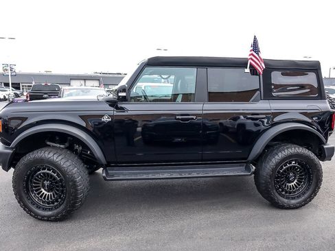 Used 2025 Ford Bronco Outer Banks AWD/4WD image 5