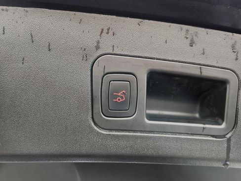 Used 2020 Tesla Model S Long Range image 22