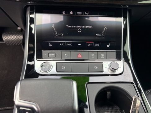 Used 2025 Audi Q7 3.0T Premium Plus image 19