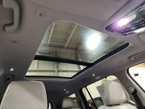 Used 2022 Jeep Grand Cherokee L Overland w/ Luxury Tech Group IV image 41