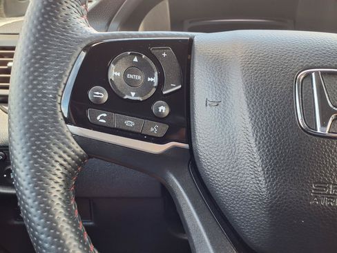 Used 2025 Honda Passport Black Edition image 19