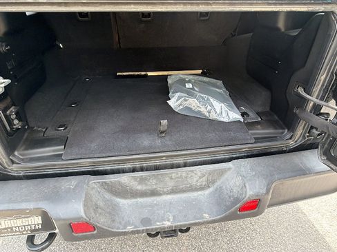 Used 2025 Jeep Wrangler Willys image 13