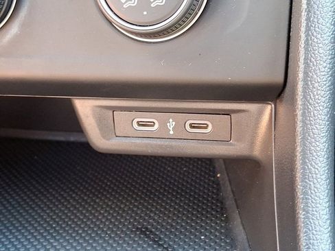 Certified 2024 Volkswagen Jetta Sport image 31