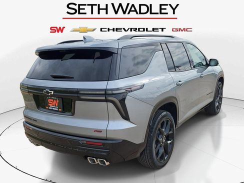 New 2026 Chevrolet Traverse RS w/ LPO, Floor Liner Package AWD/4WD image 7