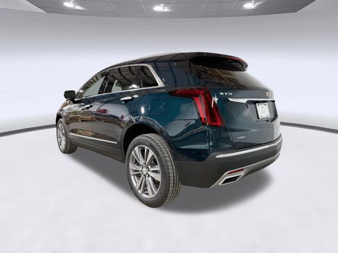 New 2026 Cadillac XT5 Premium Luxury AWD/4WD image 3