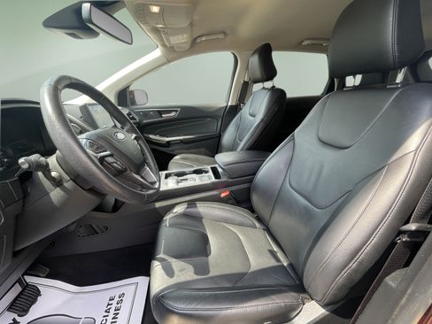 Used 2022 Ford Edge Titanium AWD/4WD image 15