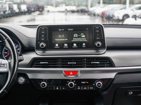 Used 2021 Kia Telluride LX image 14