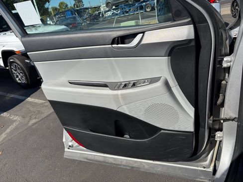 Used 2025 Hyundai Palisade SEL AWD/4WD image 18