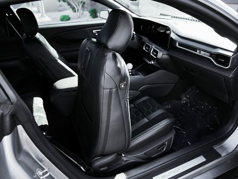 Used 2025 Ford Mustang GT Premium w/ GT Performance Package image 51