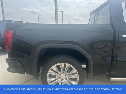 Used 2021 GMC Sierra 1500 Denali w/ Denali Ultimate Package image 11