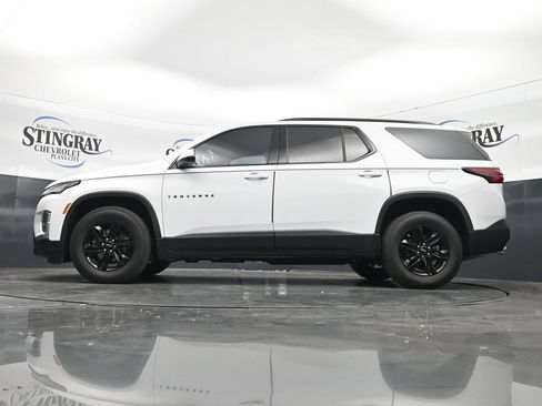 Used 2023 Chevrolet Traverse LT FWD image 29