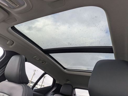 New 2026 Volvo XC40 B5 Core w/ Climate Package image 14