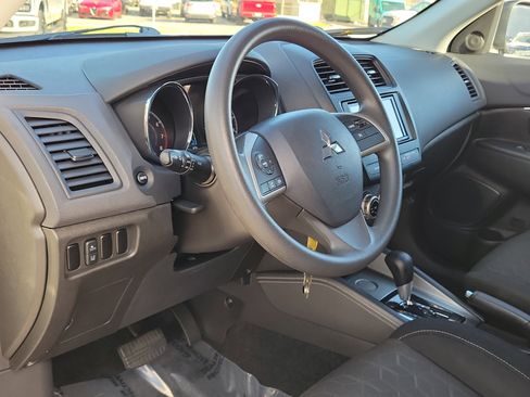 Used 2021 Mitsubishi Outlander Sport ES image 9