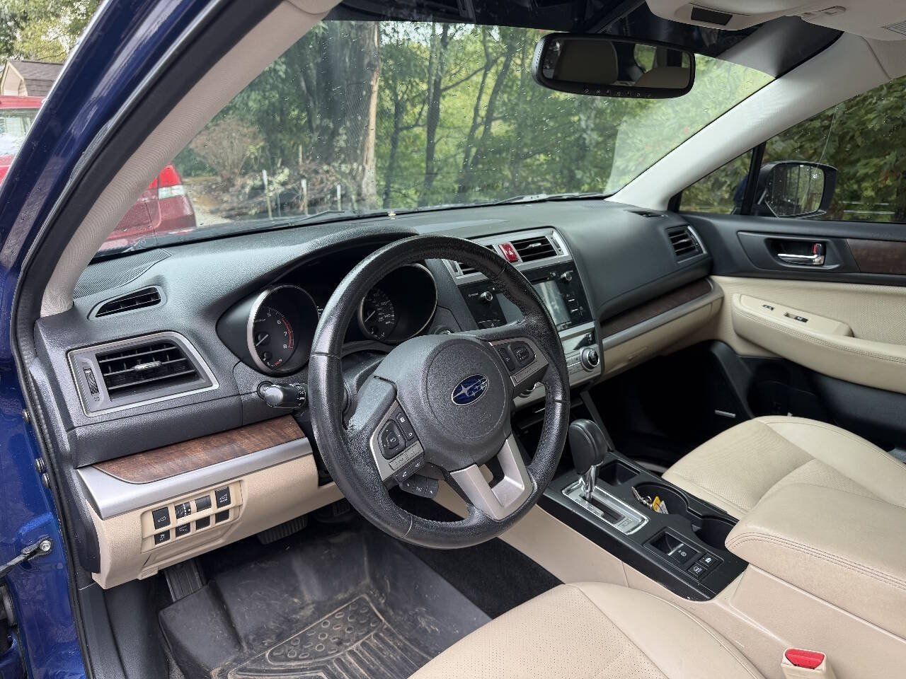 Used 2015 Subaru Outback 2.5i Limited AWD/4WD image 4
