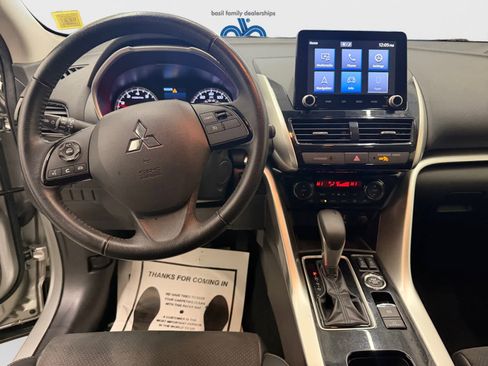 Used 2023 Mitsubishi Eclipse Cross SE image 10