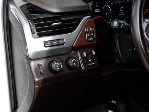 Used 2020 Chevrolet Suburban Premier w/ 6.2L Performance Package image 27