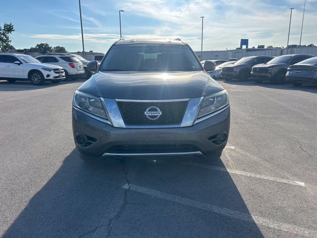 Used 2015 Nissan Pathfinder S FWD image 2
