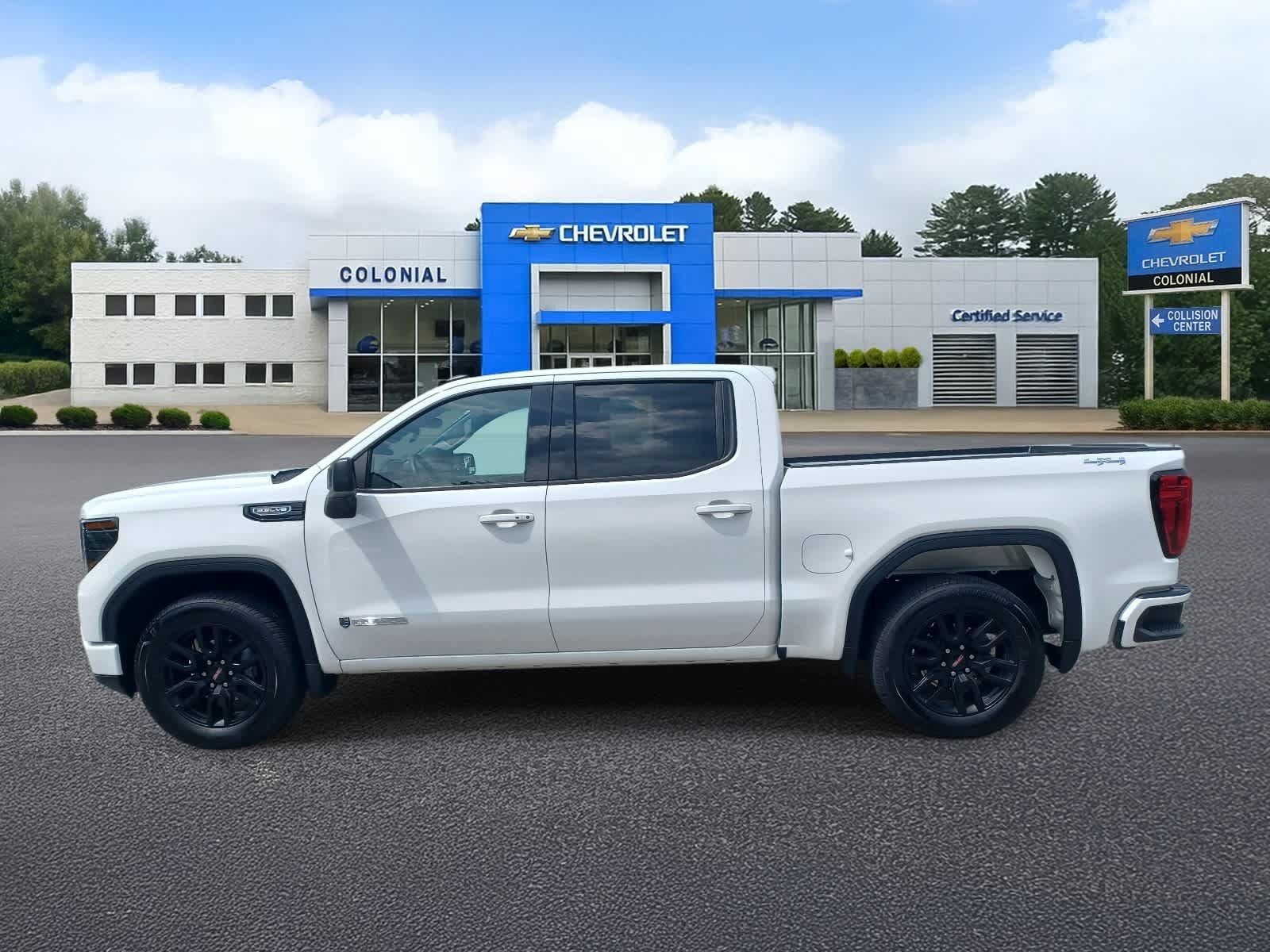 Used 2024 GMC Sierra 1500 Elevation w/ Max Trailering Package AWD/4WD image 6