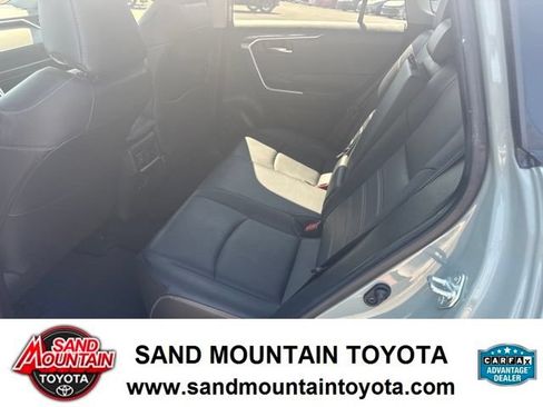 Used 2020 Toyota RAV4 XLE Premium FWD image 14