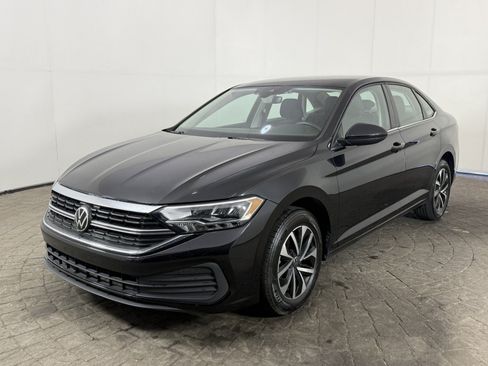 Used 2024 Volkswagen Jetta S FWD image 3
