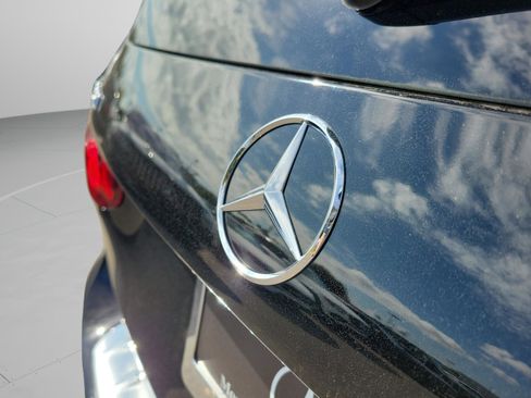 Certified 2025 Mercedes-Benz GLB 250 image 8
